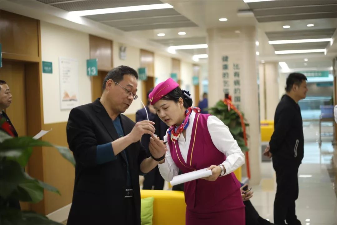 盐城24小时套医保卡(北京医保卡使用指南)